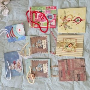 EIGHT SMALL HOLIDAY BAGS